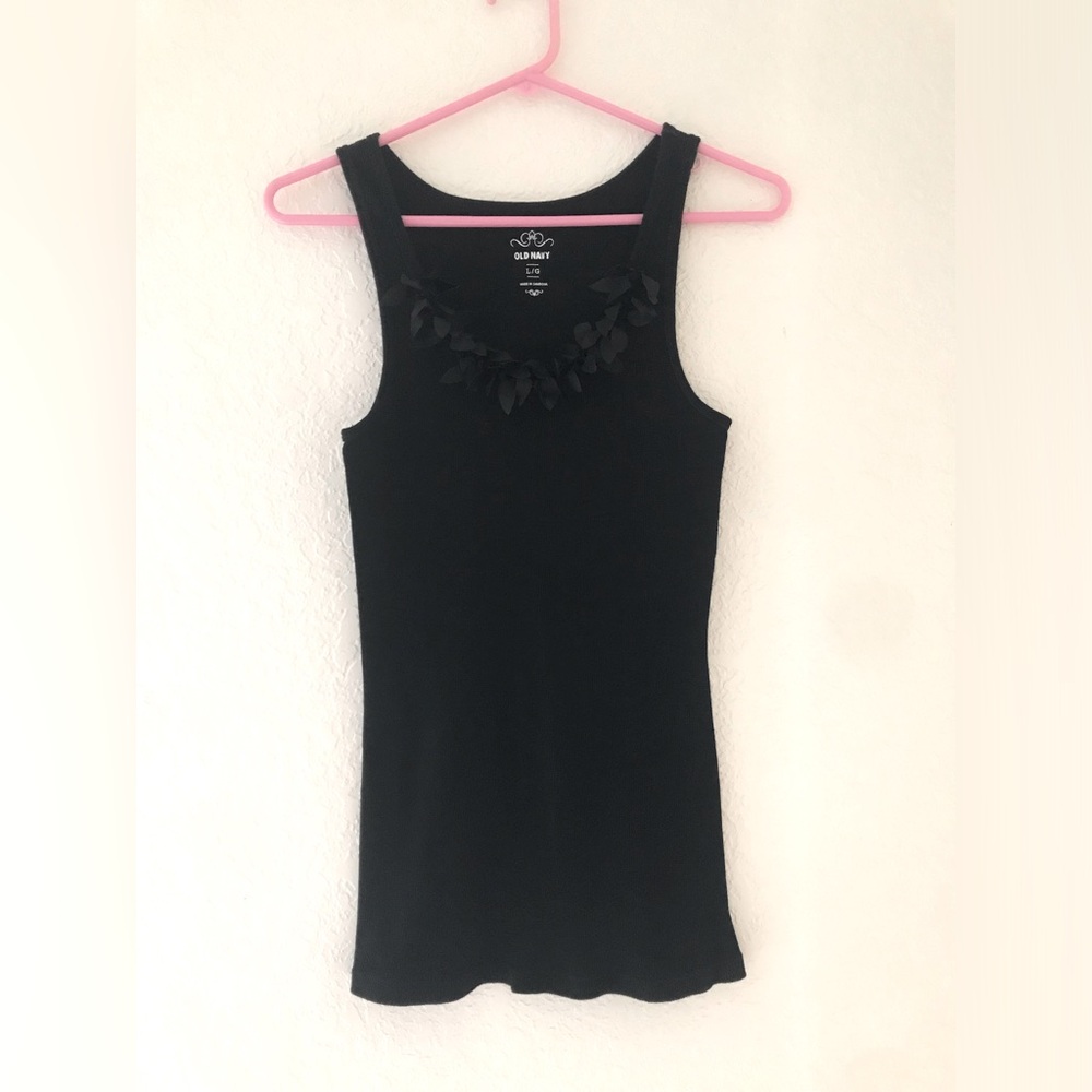 Old Navy Black Ribbed “Silky Leaves”
Collar Tank Top Size Small Vintage Sz L EUC